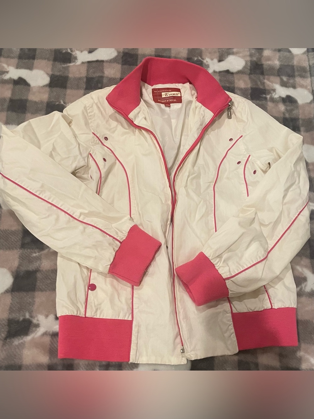 🐨3for$20🐨Vintage White Bomber Jacket with Pink Trim